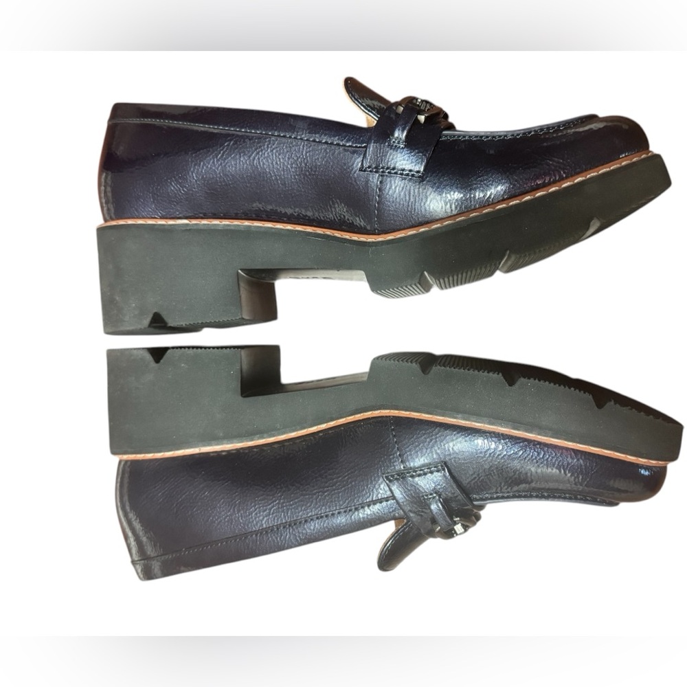 Naturalizer Women's Cabana Lug Sole Loafers - Picture 3 of 7